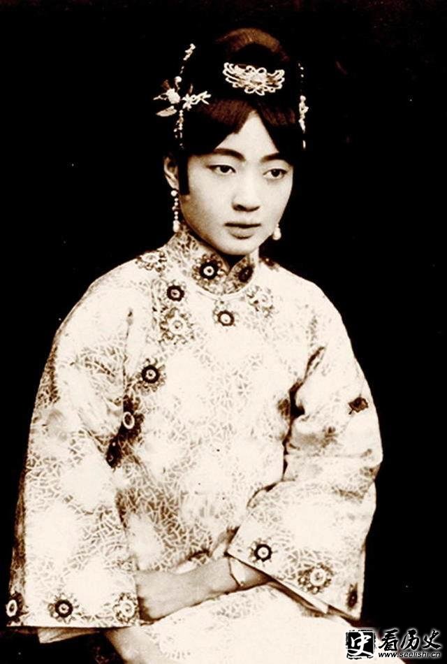 末代皇后婉容照片 婉容美吗？让溥仪那么着迷！