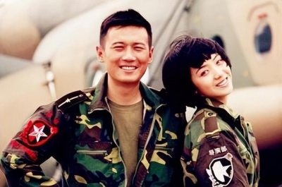 ​侯梦莎任柯诺的关系（我是特种兵系列中的真夫妻）