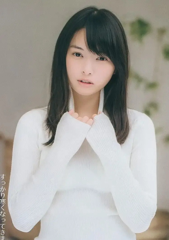 “2000年一遇美女”泷口光（滝口ひかり）来了，日本最穷水手服萌妹