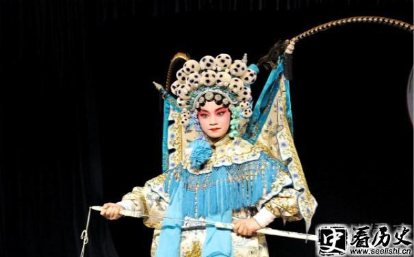 戏剧佘太君百岁挂帅