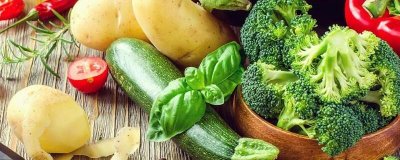 ​菜在冰箱里冻了还能吃吗 蔬菜冷冻之后还有营养吗能吃吗