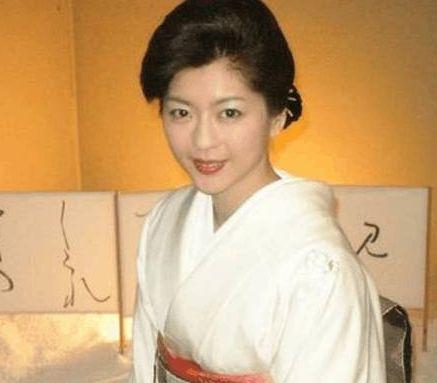 李连杰红颜知己，《精武英雄》中的中山忍，45岁未婚好可惜！