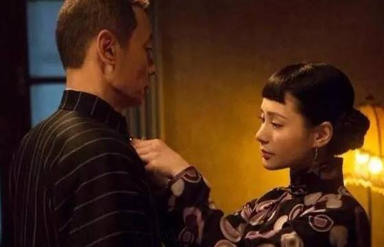 杜月笙的老婆婚外恋，杜月笙竟然这么做，不愧是黑帮大佬