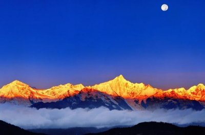 ​1991年，17名登山队员集体遇难，7年后登山日记重见天日