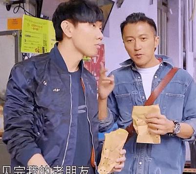 林俊杰身高173，谢霆锋身高174，两人同框后，网友傻眼了