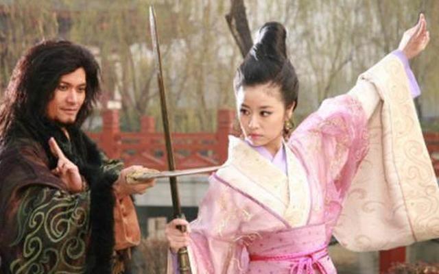 求答案！，，，《封神榜》中不会法术的黄飞虎为何能封为大帝？
