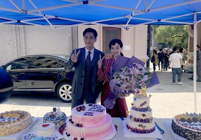 阚清子剧组庆生，配文透露在拍《麻雀2》，李小男没死？