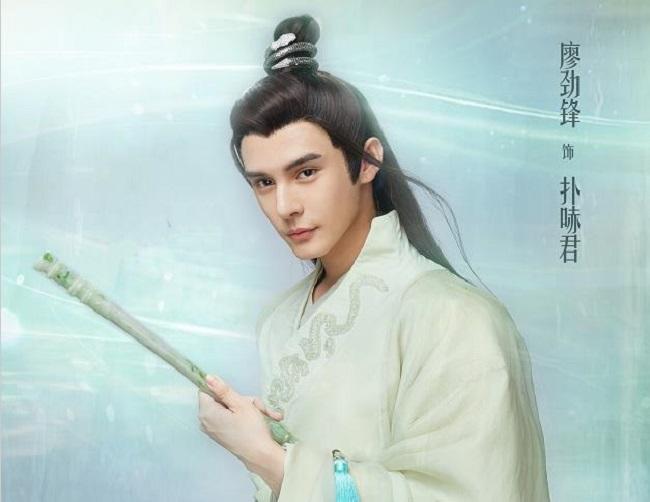 他曾花大价钱整容，亲口承认600元磨骨？如今出演《香蜜》大红