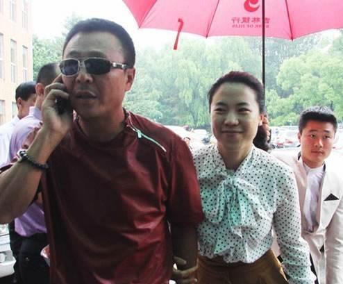 揭秘国乒名将王楠丈夫受欢迎的原因, 身家过亿却为人朴实仗义