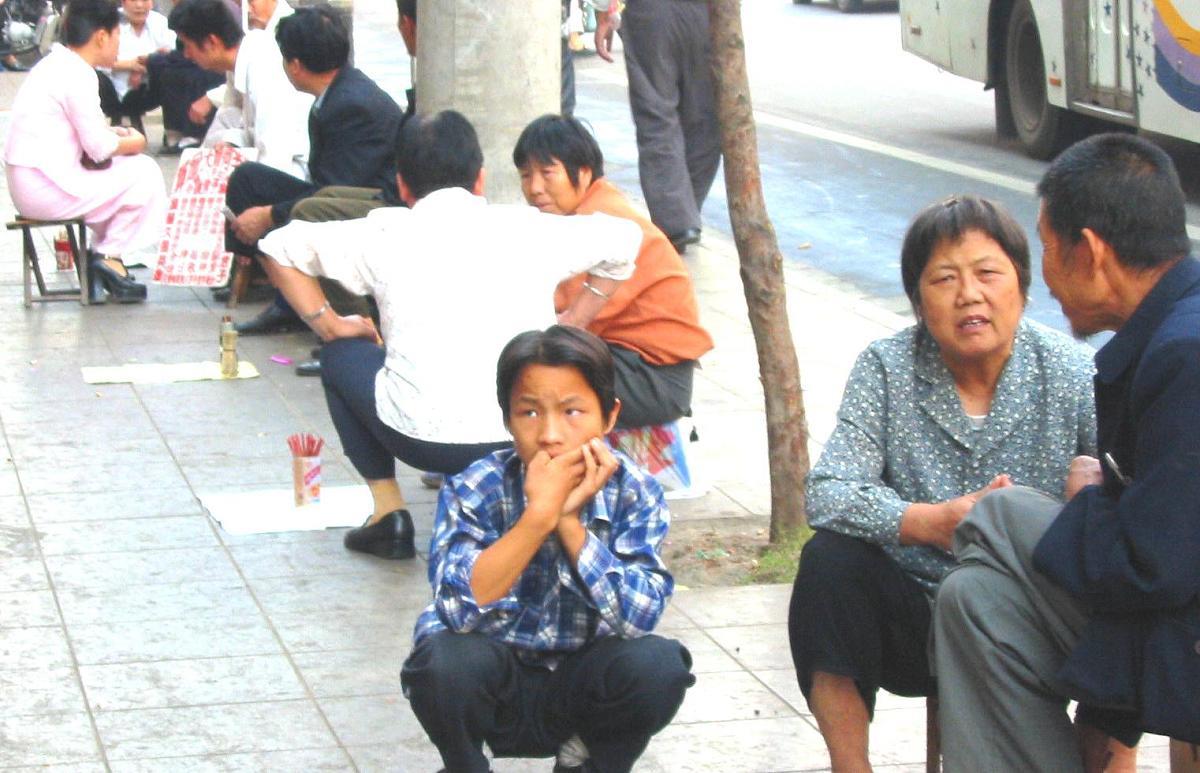 八字无财以食伤看妻 八字不见财如何看妻星