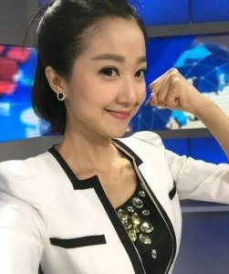 ​看她的午间播报，明快舒心，辽台最美女主持刘心悦
