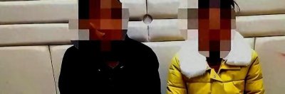 ​活久见一夫妻面包车改成流动卖淫车，妻子在车上交易丈夫负责望风