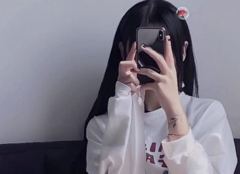 怎样用冷读的技巧来让女人对你感兴趣？