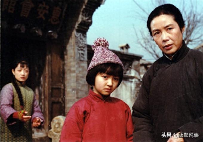《城南旧事》的“英子”沈洁，人到中年了还是十岁时的笑容