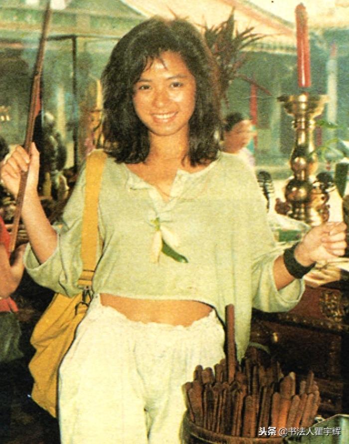 当年的性感女神，挥之不去的美丽记忆，钟楚红13张老照片欣赏