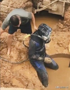 ​为什么打桩机钻头掉了，必须要派“工地水鬼”捞上来？