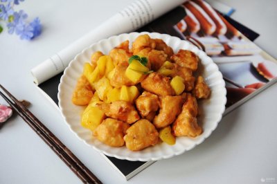 ​菠萝鸡块的做法