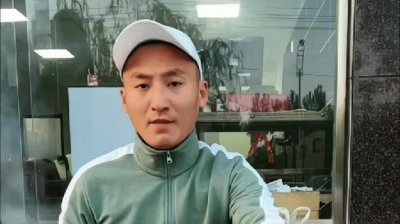 ​铁岭小辉辉煌二驴 散打 张二嫂 都得让着我，喊话二子爷腿直接掰折