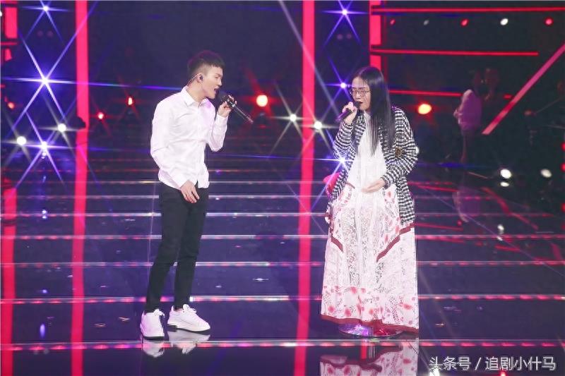 周深助郭沁夺小组赛冠军 唯美合作《大鱼》