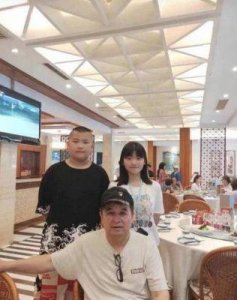 ​毕福剑：从耀眼明星到平凡父亲的心路历程