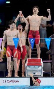 ​覃海洋未婚妻发文：都说我毁了他，那我呢？我在我的地狱里挣扎