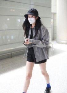 ​《小巷人家》林工背后的真实生活：李光洁的贤惠父爱与温柔日常