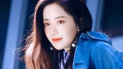 ​山东美女王艺瑾：甜美可爱