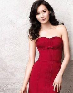 ​陈法拉：从豪门弃妇到美国成功女性的逆袭之路