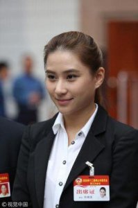 ​何超莲个人信息及恋情现状