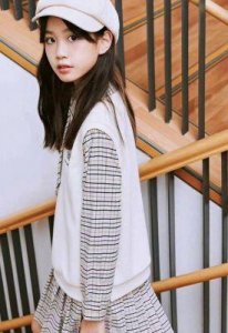 ​钟丽缇大女儿考拉长大了！遗传妈妈美貌，与继父张伦硕越发相似