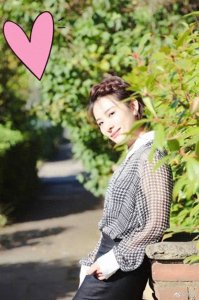 ​体操皇后刘璇怀二胎，高龄产妇健步如飞不要人扶，挺巨肚疑快生产