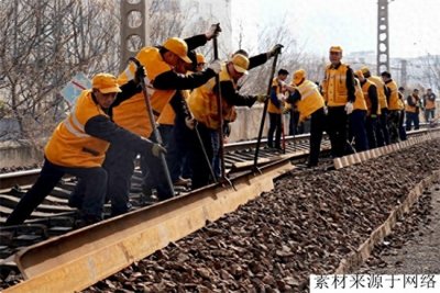 ​铁路职工揭秘：工资六千？实发与应发的秘密！