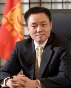 ​黄光裕：国美传奇缔造者的跌宕人生