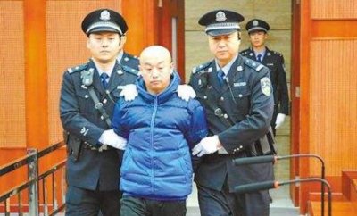 ​微笑魔鬼赵志红：10年涉案20余起，杀害多名女孩，最小的年仅12岁