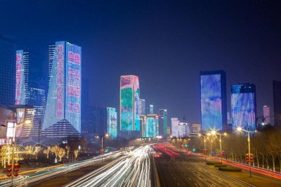 ​青岛和济南谁会是山东一哥，为何网上越来越多的大V更看好济南。