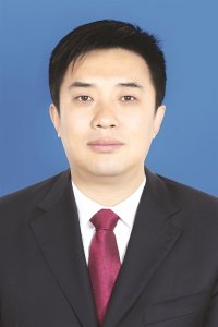 ​中国共产党吕梁市第五届委员会常委简历