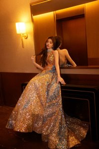 ​221127 | 鞠婧祎 高清手机壁纸