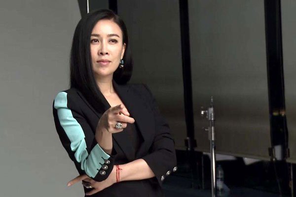 那英是叶赫那拉氏吗 是谁的后裔满族什么旗