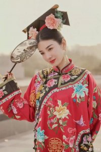 ​黄奕红色簪花清装写真（唯美古风美女照片）