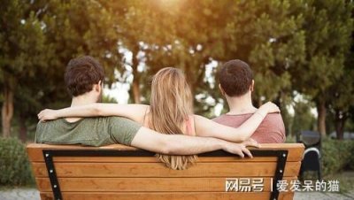 ​老公出轨妻子聪明做法，面对妻子出(发现丈夫出轨聪明女人做法)