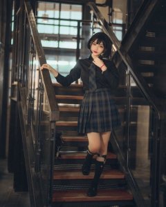 ​日本女子高中生校服有多好看？在国内教导主任看见马上请家长