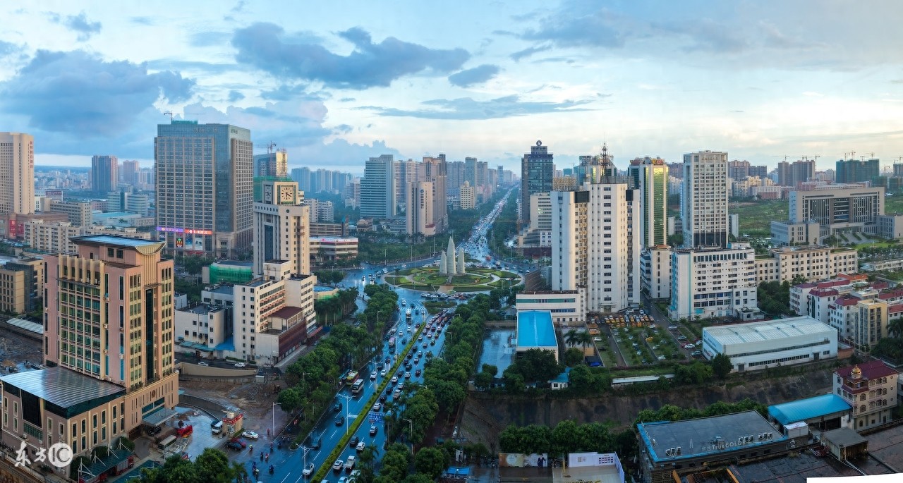 七子之歌中的“七子”是指这7个地区，但有一个还没回归