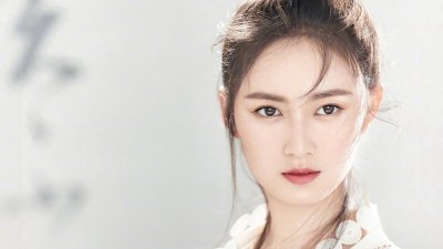 ​陈钰琪 绝美古风写真 英气十足 绝世美颜