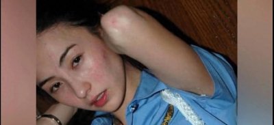 ​陈冠希被爆出的四百多张照片后，赌王何鸿燊对陈冠希“痛下杀手”