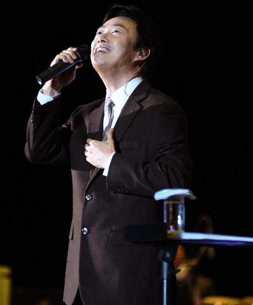 李玉刚出家了是真的吗（李玉刚修禅只为沉淀自己）