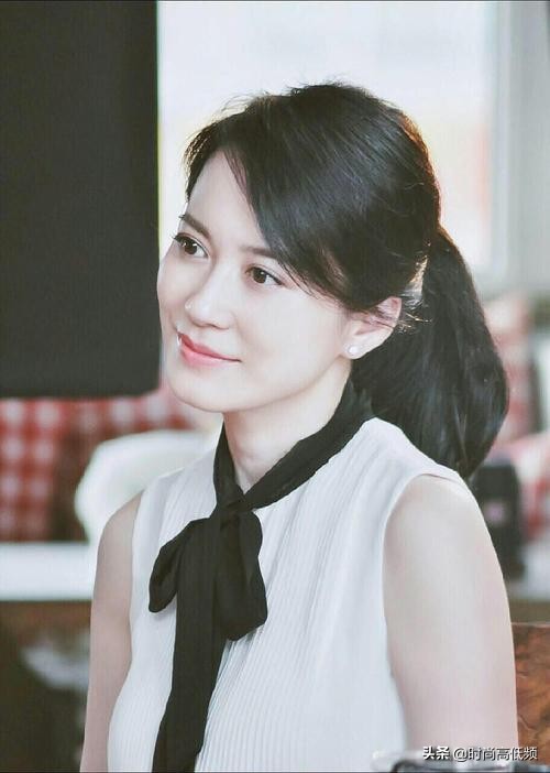 这些女明星年过40依然很美（看看她们就知道怎么穿搭了）