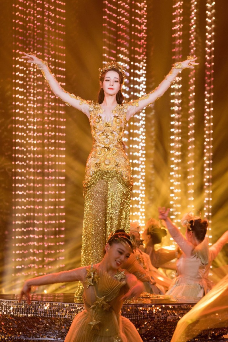 唐嫣成为金鹰女神（七届金鹰女神大PK）