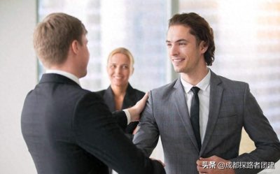 ​当领导把你当成心腹时，往往会透露出三种信号！看看你有吗？