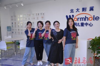 ​耶鲁英语学校开展“品味端午 传承文化”送粽子活动