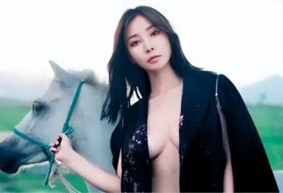 柳岩“袒胸露乳”写真被曝光,尺度大的惊人,网友:每晚睡前都用